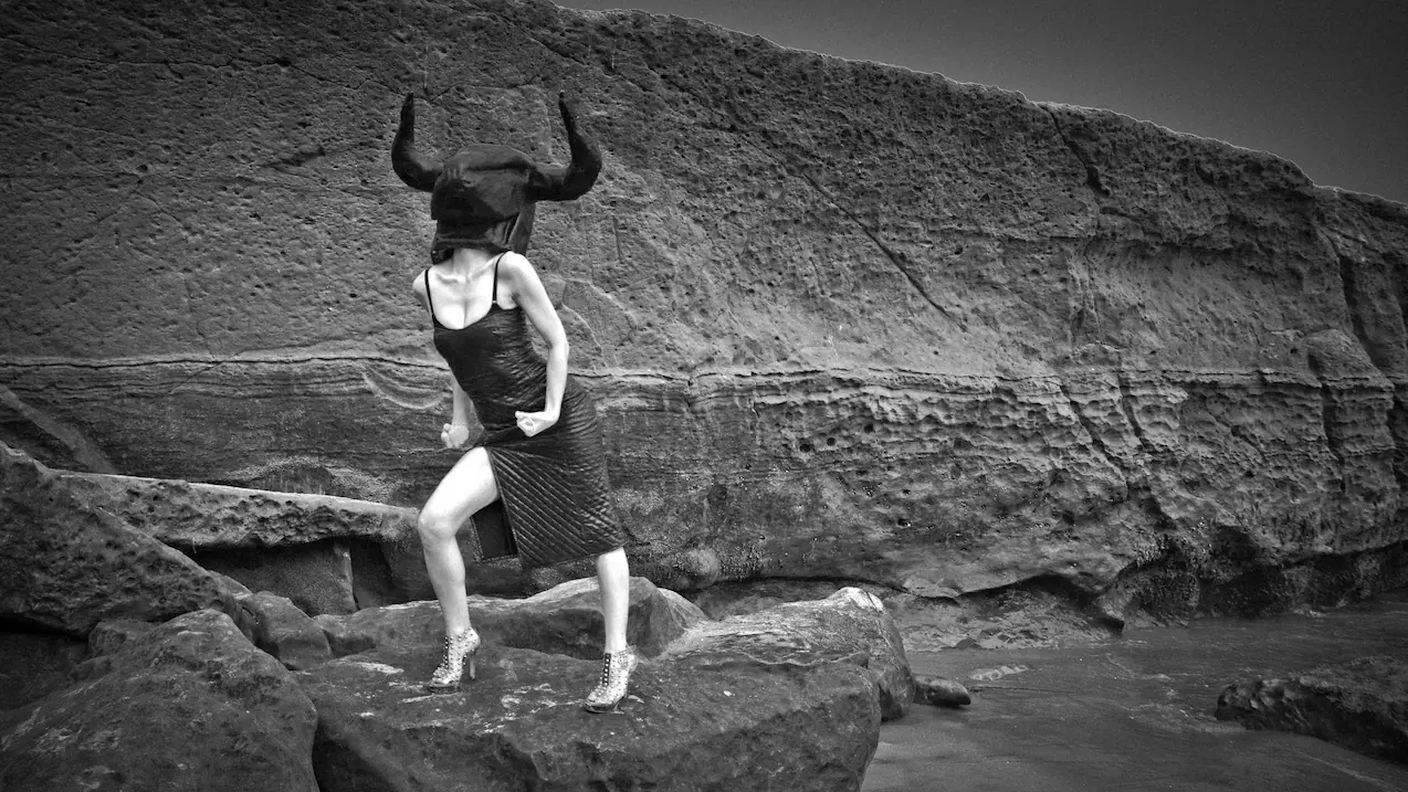 Still from Narcisacion, image 4